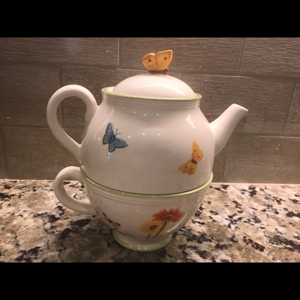 Harry & David Tea For One Butterfly Teapot & Cup